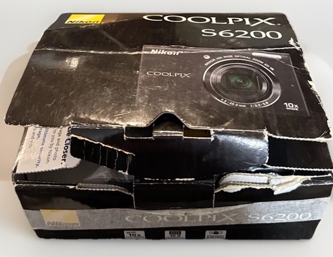 Nikon Coolpix S6200 16MP Digital Camera - 10x optical zoom