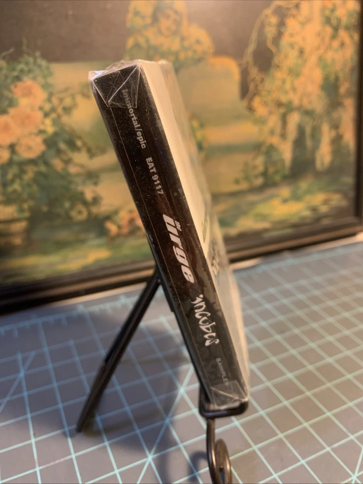 Urge Brainless / Incubus Hilikus Sampler EAT 9117 Cassette Tape 1996 Sealed - Image 2 of 4