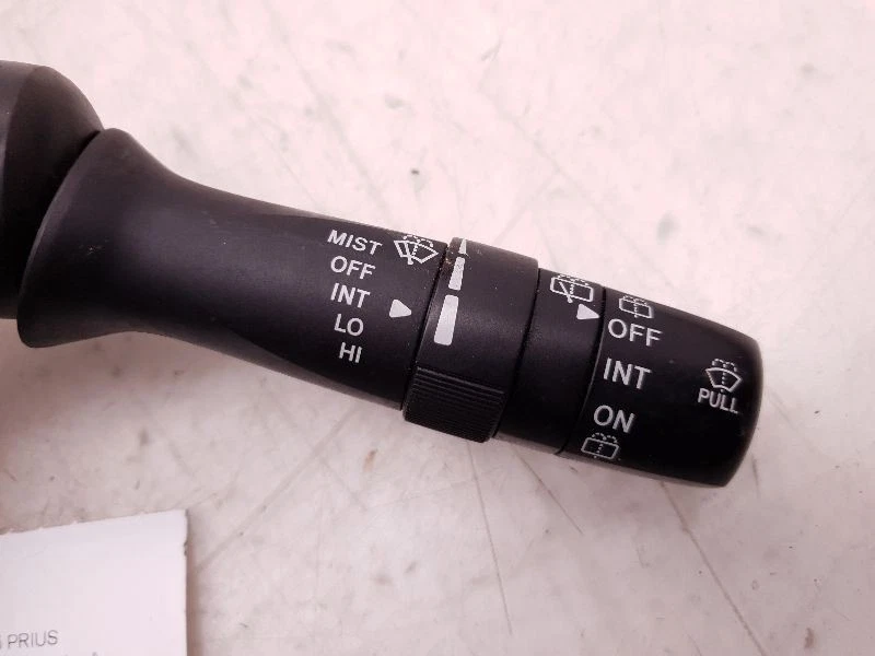 04 05 CONJUNTO INTERRUPTOR COLUMNA DIRECCIÓN TOYOTA PRIUS  Foto 2 de 4