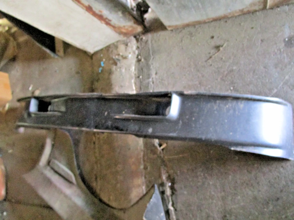 Barragem de ar BMW 3.0 3.0CSL 3.0CS 2800 2800CS E9 dianteiro queixo inferior spoiler 1968-1975 - Imagem 2 de 4