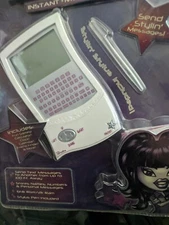 2003 BRATZ ELECTRIC FUNK INSTANT MESSENGER NEW 