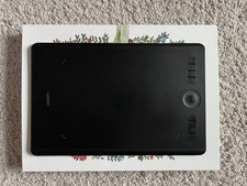 Wacom Intuos Pro PTH-660 Graphics Tablet with Pen and Accessories