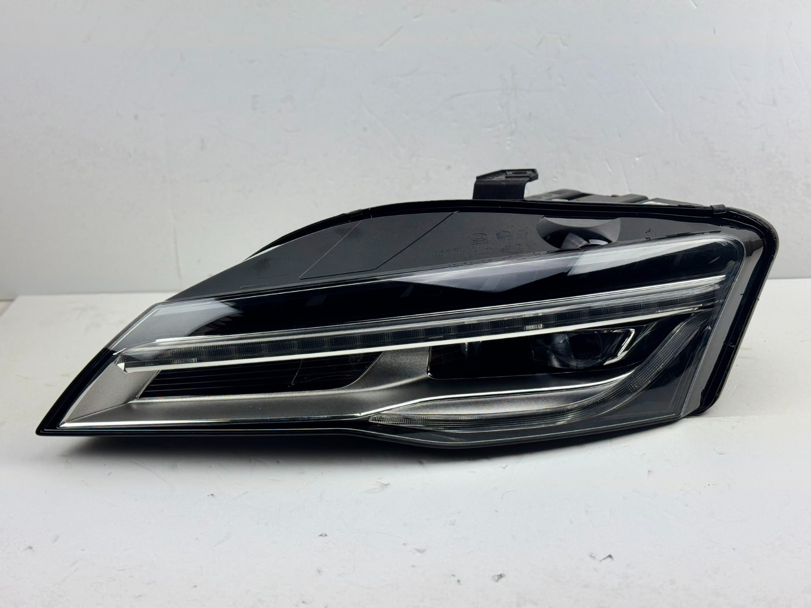 Audi R8 2014-2015 LEFT Headlight