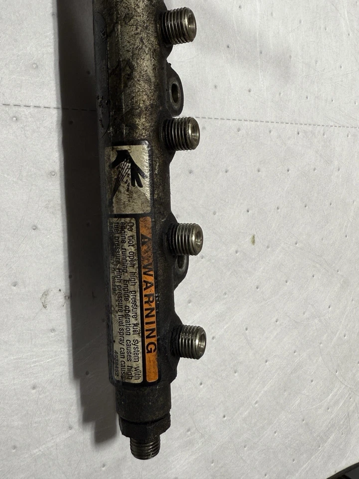 Riel de combustible para 06-07 Dodge Ram 2500 5.9 3957077 diésel Foto 4 de 4