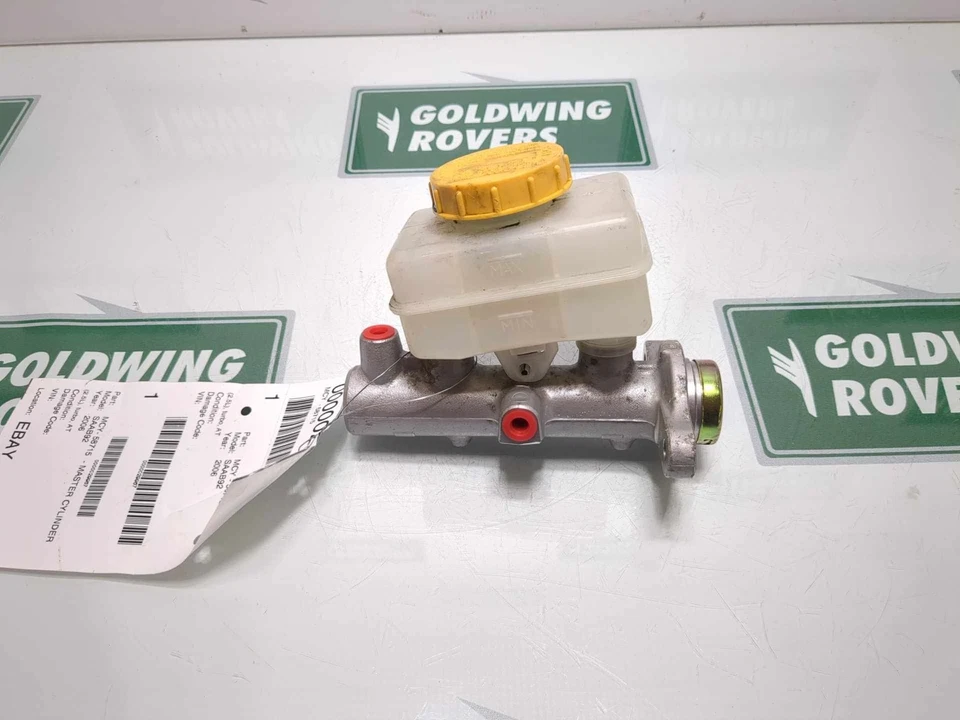 05 06 Saab SAAB 9-2X Master Cylinder - Image 3 of 4