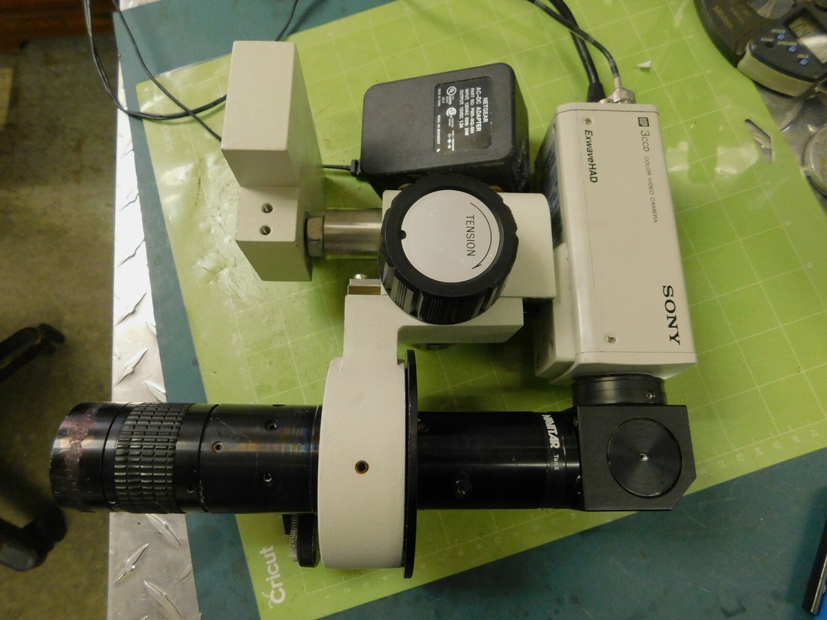 Sony DXC-390 3CCD Color Video Camera ExwaveHAD w/ Navitar Sony DXC-390 3CCD Color Video Camera ExwaveHAD w/ Navitar