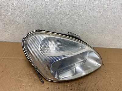 2000 to 2002 Daewoo Nubira Station Wagon Right Side Headlight OEM D9473