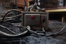 Antikes Batterieladegerät Ladefix Oldtimer gut erhalten