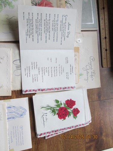 AN ASSORTMENT OF 44 USED SYMPATHY CARDS. - Picture 4 of 5