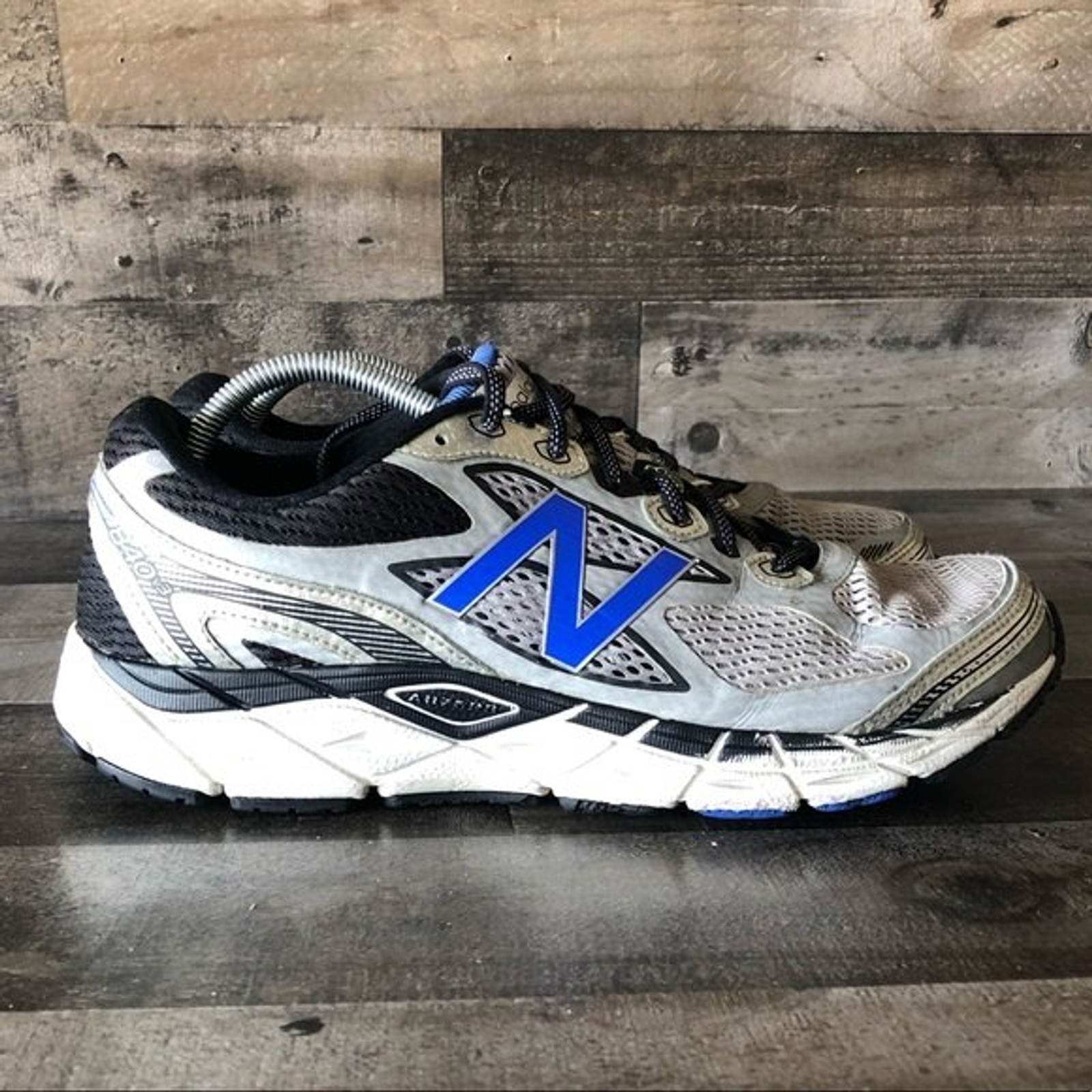 Mens New Balance 840v3 Running 