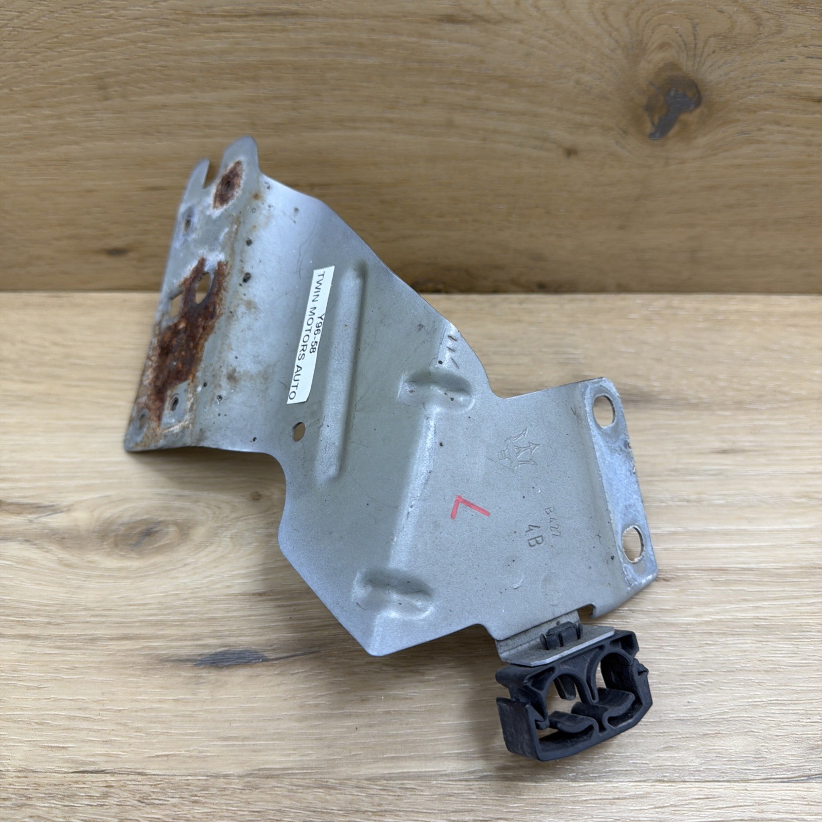 🟢2014-2021 MASERATI GHIBLI M157 FRONT LEFT FENDER LOWER SUPPORT BRACKET OEM🟢