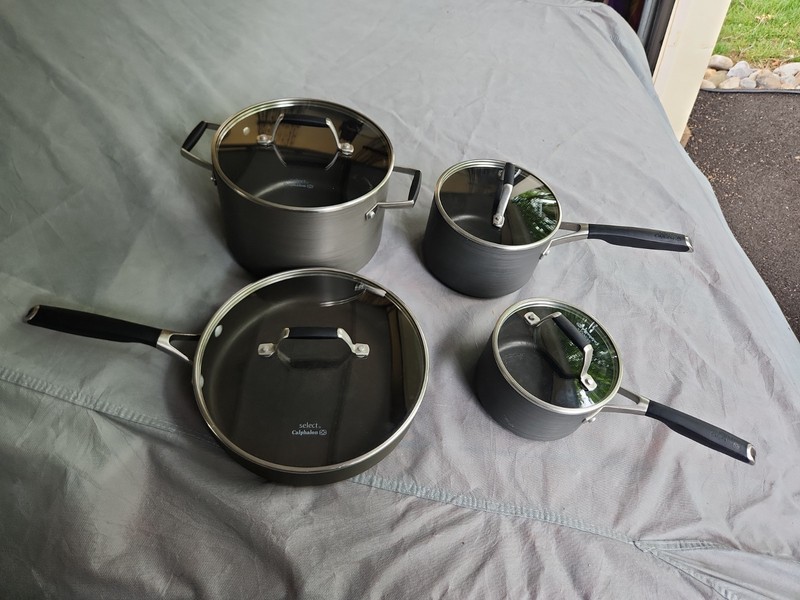 Calphalon Select Hard AluminumCookware  – 6,2.5,1.5 Pots 3qt Pan All With Lids