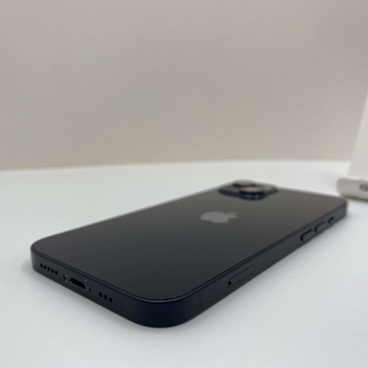 Apple iPhone 13 - 128GB - Midnight (U.S. Cellular ONLY Apple iPhone 13 - 128GB - Midnight (U.S. Cellular ONLY