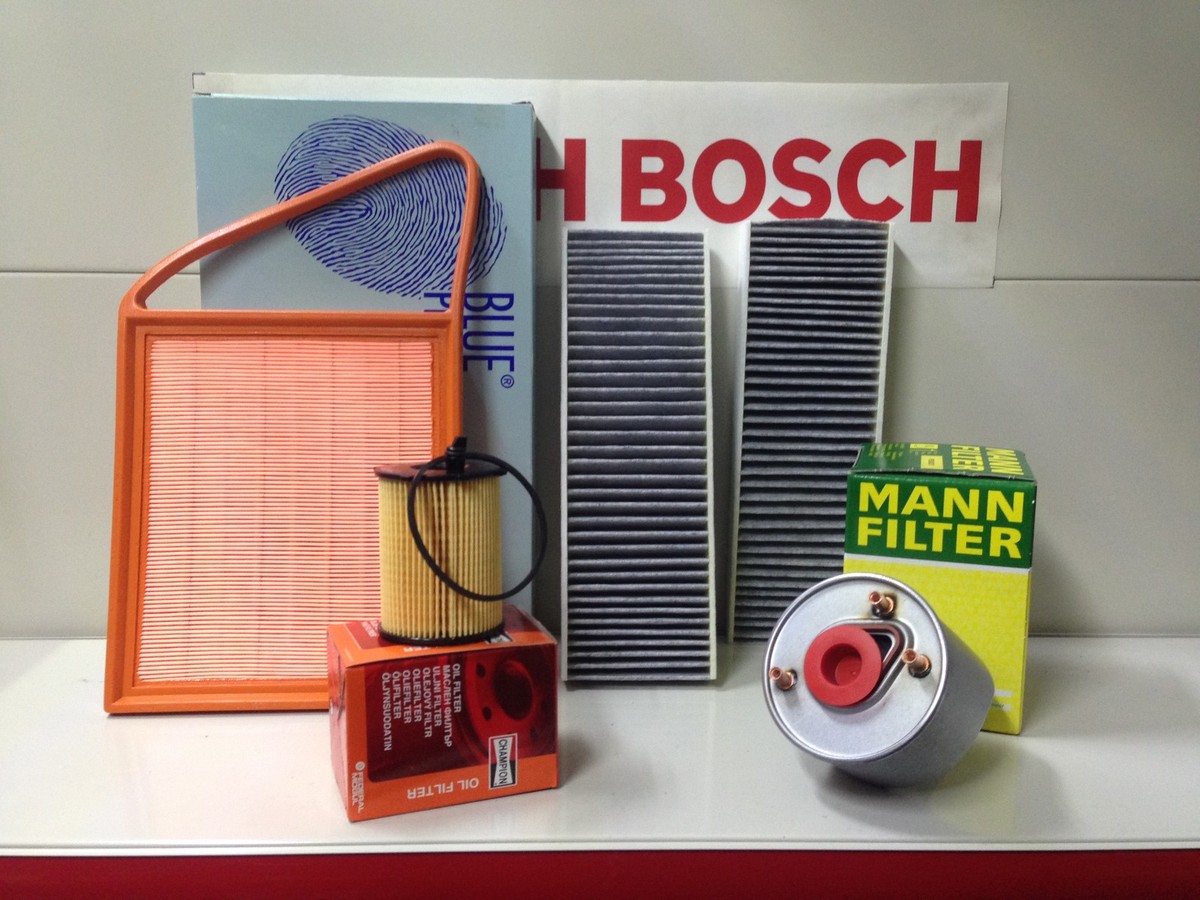 Kit Tagliando 4 Filtri Per PEUGEOT 5008 1.6 HDI DV6C 84KW + Liquido Lavavetri Omaggio - Filtro Aria, Olio, Carburante E Aria Abitacolo