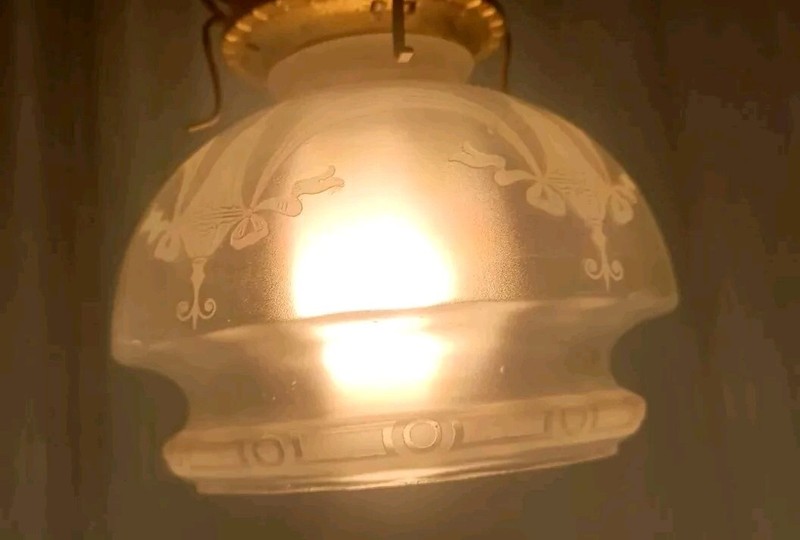 Antique Frosted Glass Art Nuveau Lamp Oil Lamp Shade