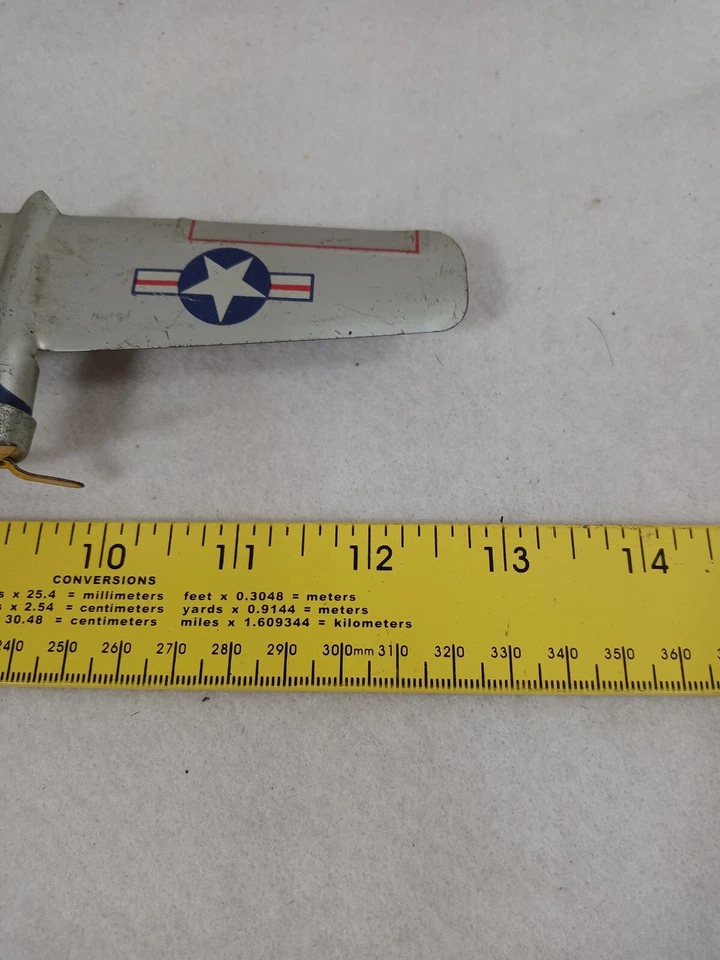 Винтажные оловянные/прессованные стальные коврики для военно-транспортной службы ВВС США ВВС США - Изображение 2 из 4