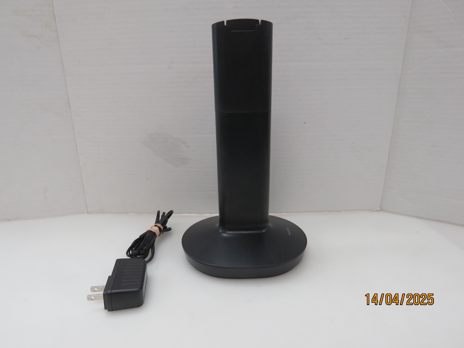 SONY WH-RF400 Wireless Headphones Transmitter Charging Base [CC275]