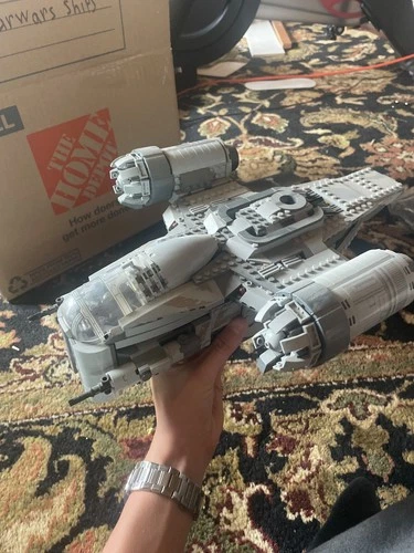 LEGO Star Wars Mandalorian Ship GOOD CONDITION MINI FIG INCLUDED