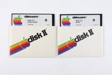 Vintage Apple II Disk II DOS 3.3 System Master / Basics Floppy 5 1/4