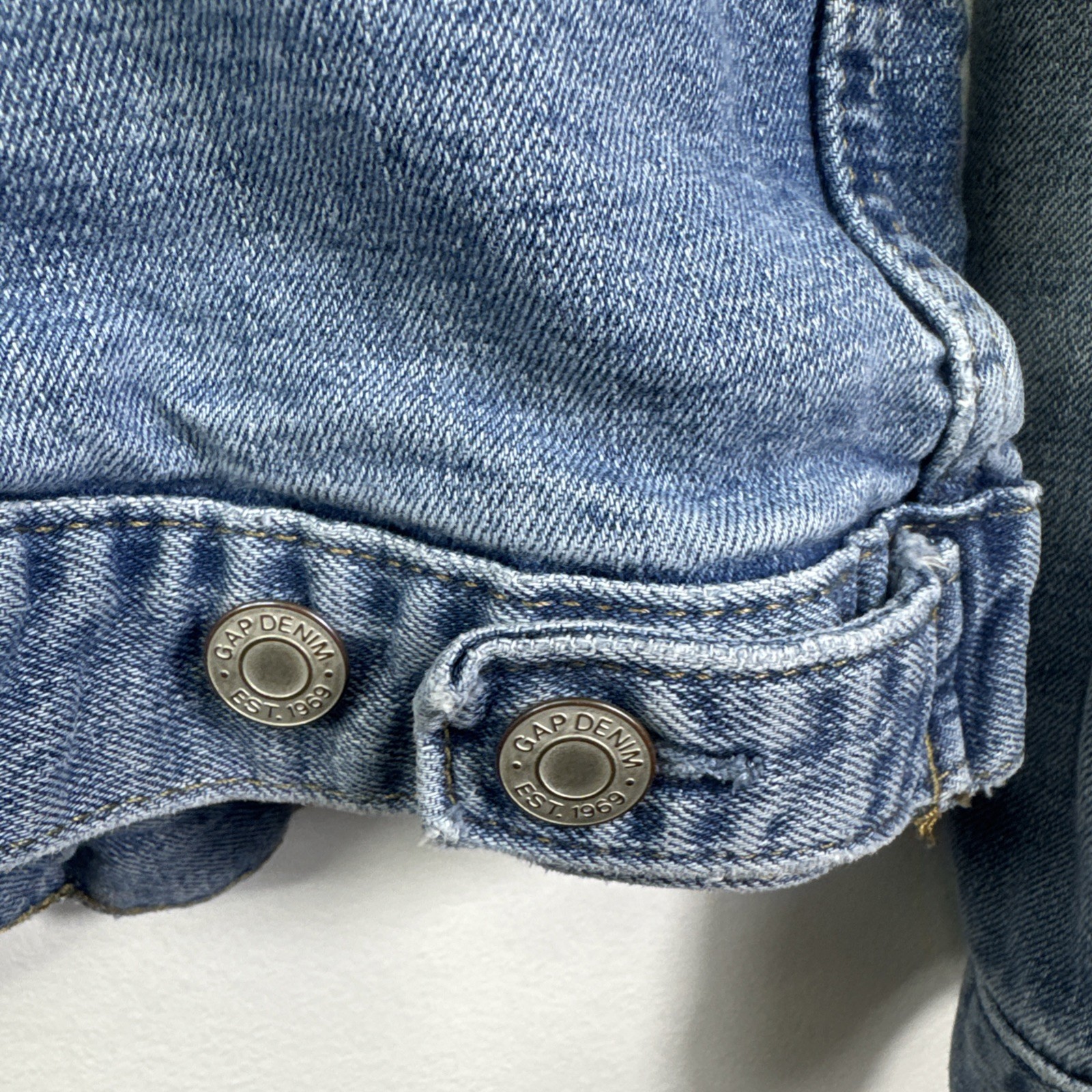 Gap Denim Jacket Medium Wash Button Front Icon Wo… - image 14