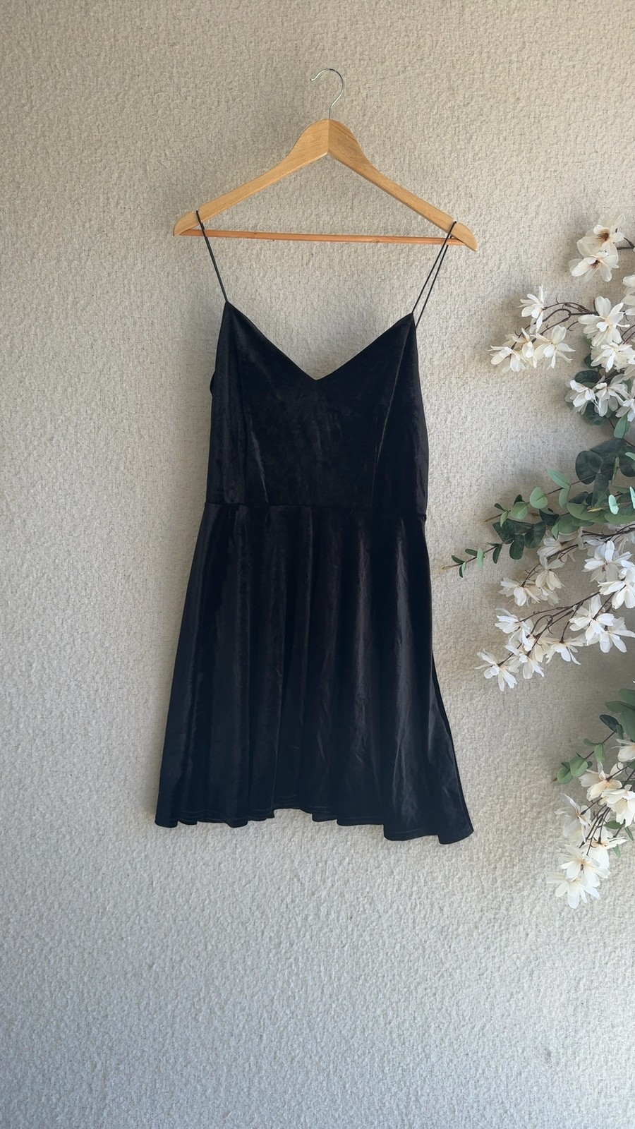 New Look Black Velvet Slip Dress UK 16 Elegant Spaghetti Straps Party Dress
