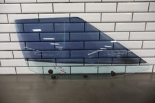 1984-1990 Chevrolet Corvette C4 Right Front Door Window 14094292 1984-1990 Chevrolet Corvette C4 Right Front Door Window 14094292
