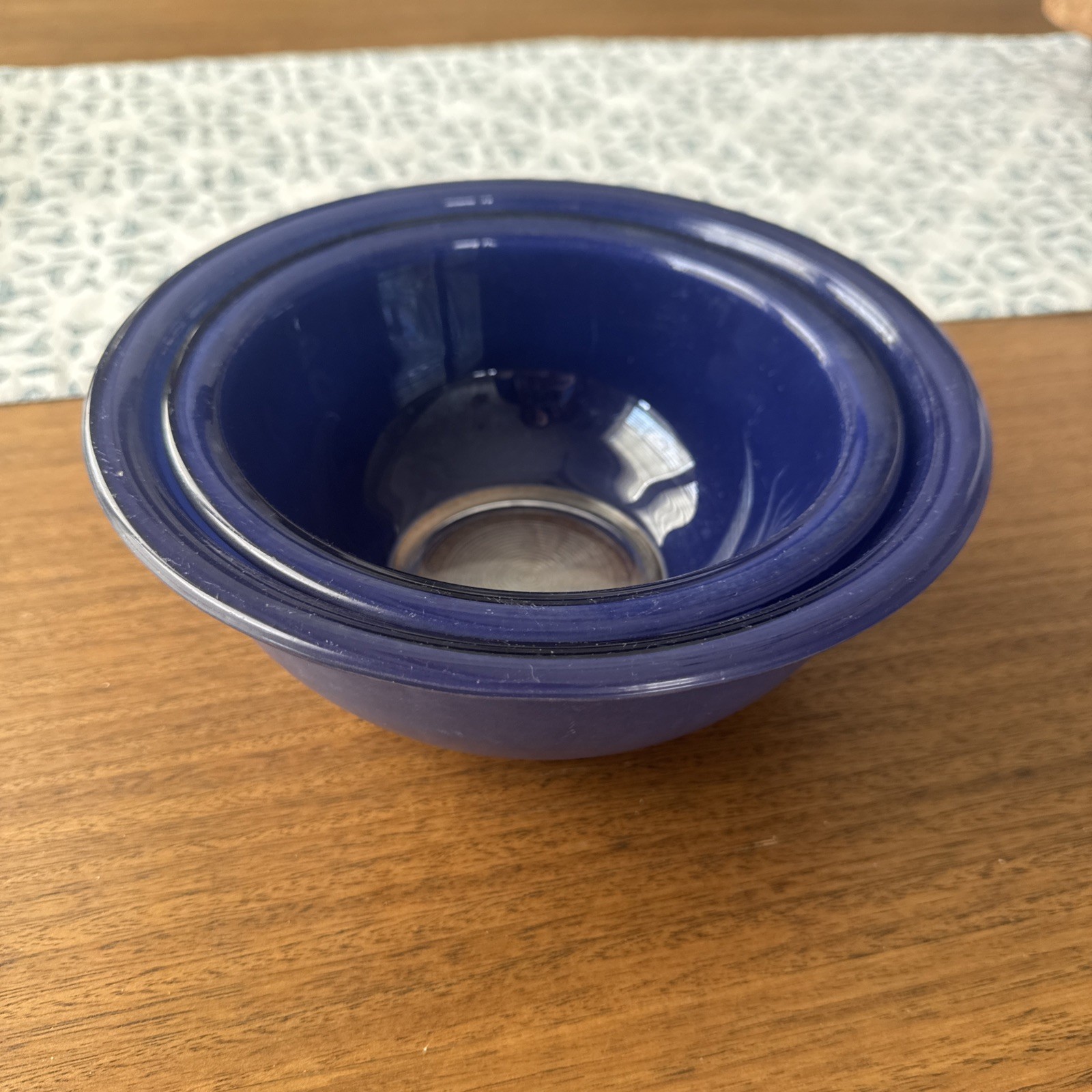 Vintage 80s Pyrex Cobalt Blue Over Clear Glass Nesting Mixing Bowls 322 And 323