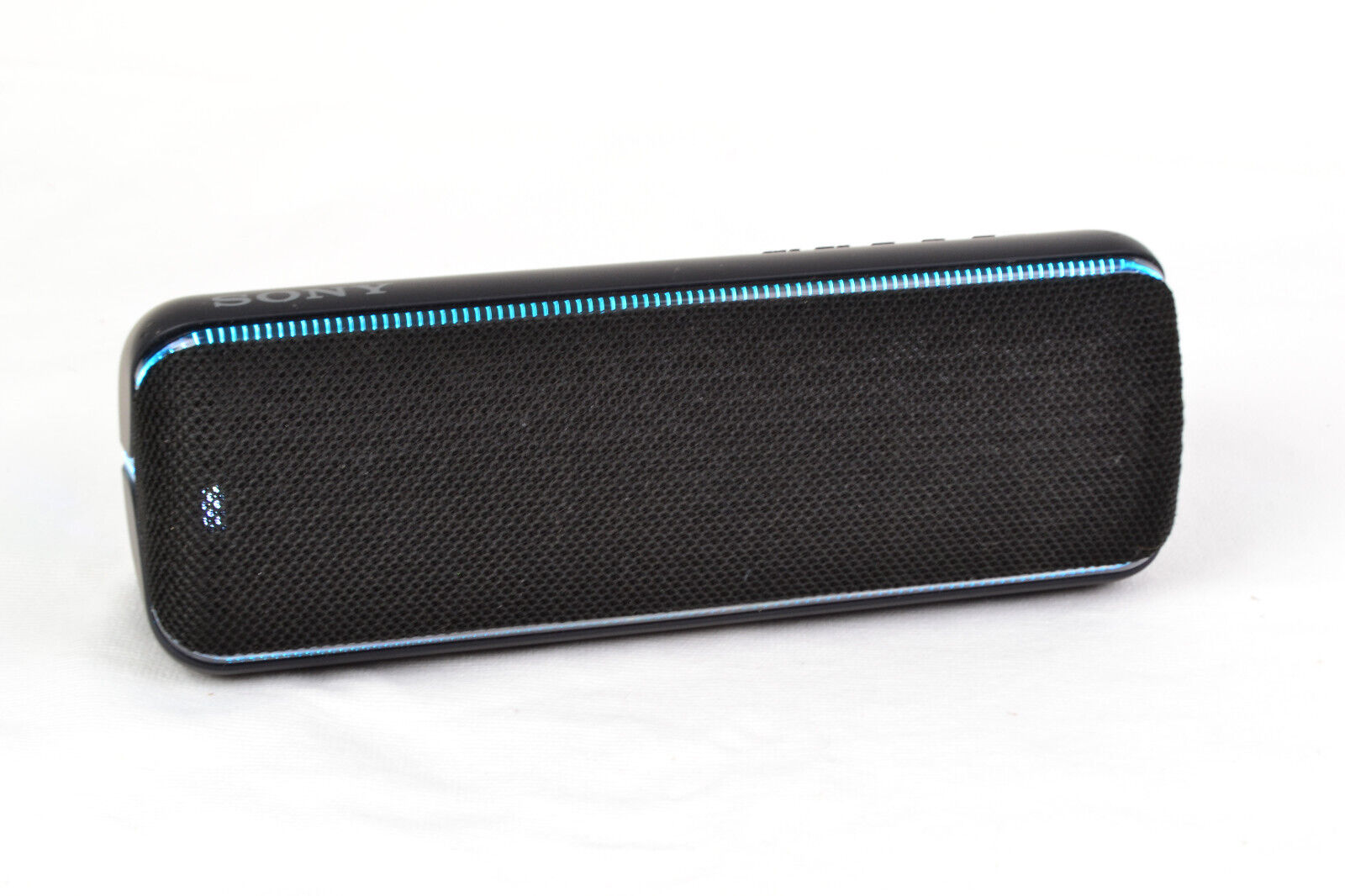 Sony SRS-XB32/B Portable Waterproof Bluetooth Speaker - Black for 