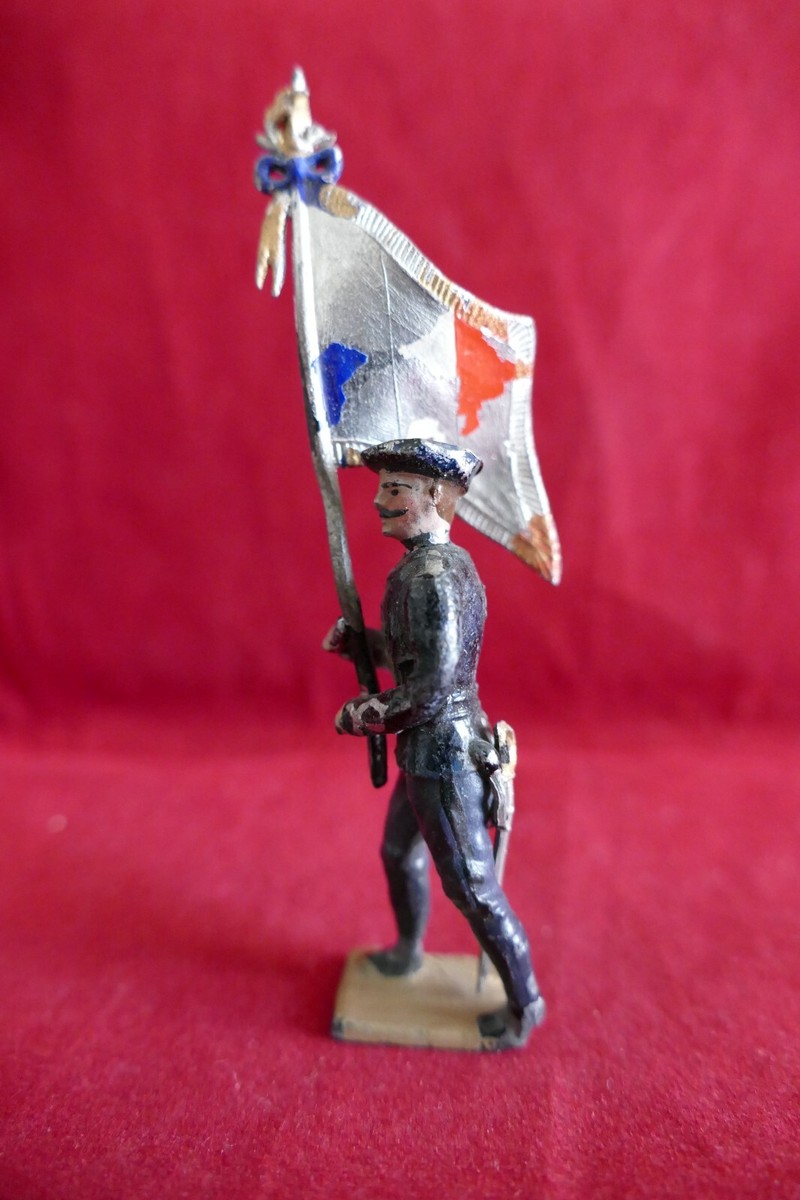Porte-drapeau Autriche CBG Mignot - Plomb Peint - Échelle 1:32 - S78