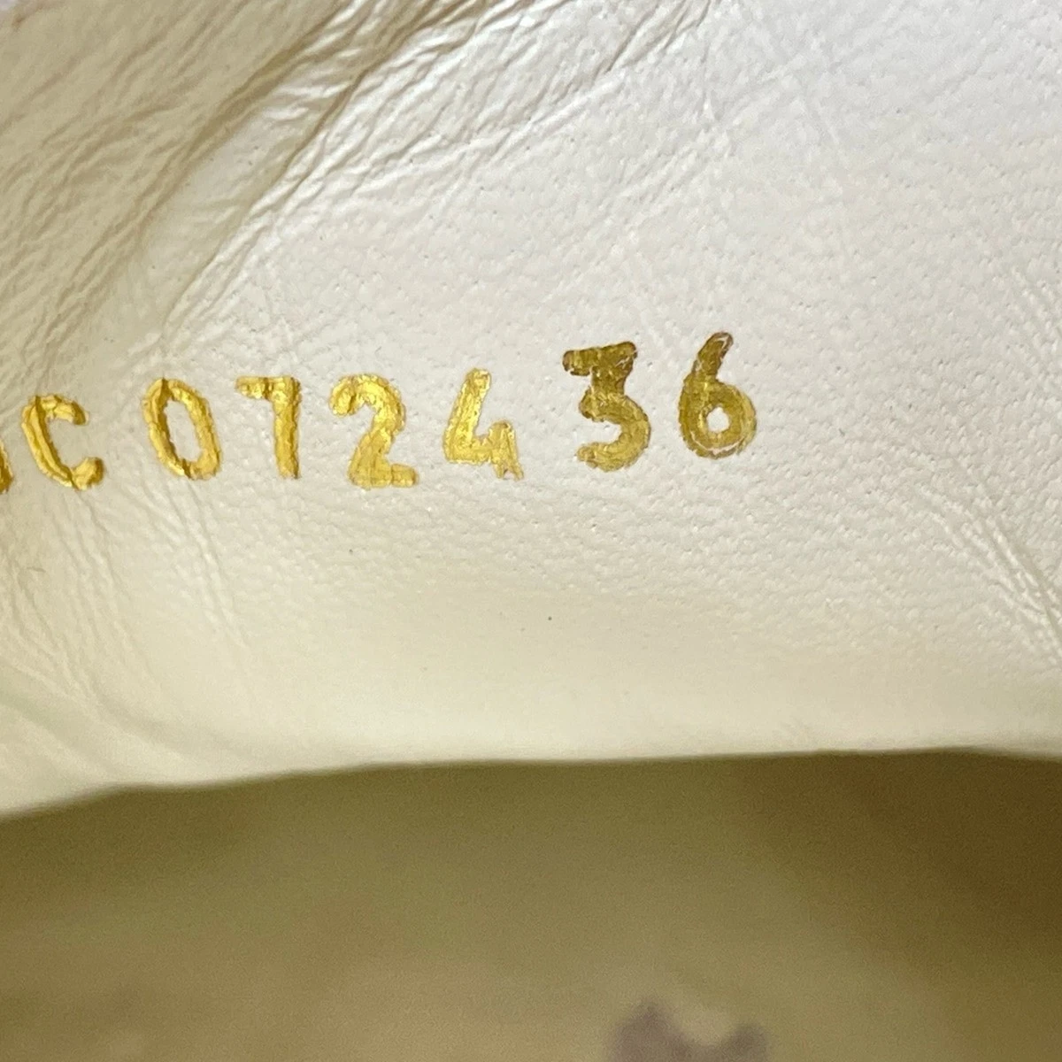Baskets DIOR ChristianDior logo oblique semelle intérieure amovible ivoire