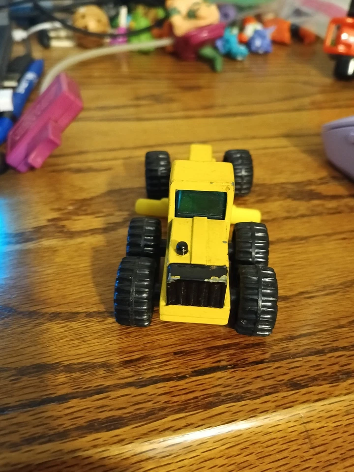 Vintage Tonka 1994 Yellow Tonka Corp Metal Die Cast Car Road Grader 4" Vtg  - Image 4 of 4