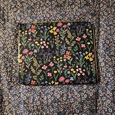NWOT Floral Tech Sleeve