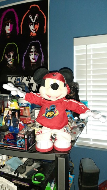 M3 Master Moves Mickey Mouse 2011 Hip Hop Break Dancing Singing Mickey Doll. | eBay