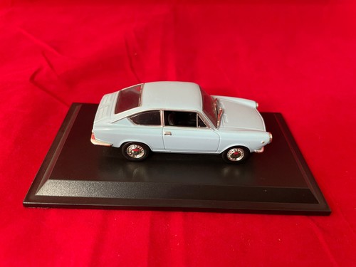 Modello Fiat 850 coupè 1965 scala 1:43 colore celeste (f14) usato - Foto 4 di 9