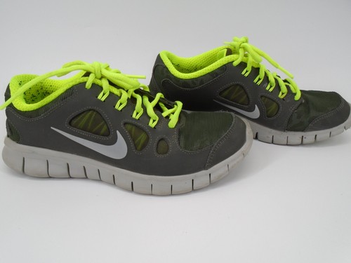 Nike Running Athletic Shoes Free 5.0 Kids Youth Size 6.5 Y Green