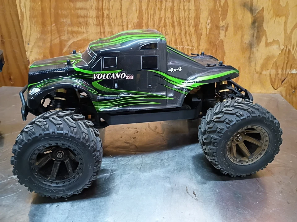 Maverick Quantum XT 1/10 4WD Electric Truck Traxxas Esc/Motor - Image 2 of 4