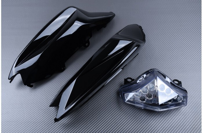 Coque arrière noire avec feu clair pour équiper votre Kawasaki ER6 F en voyage