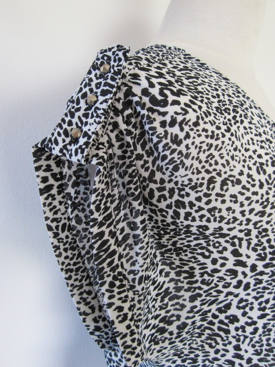 zara leobluse