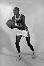 Earl Lloyd Of The Syracuse Nationals Poses 1960S Old Basketball Photo 7