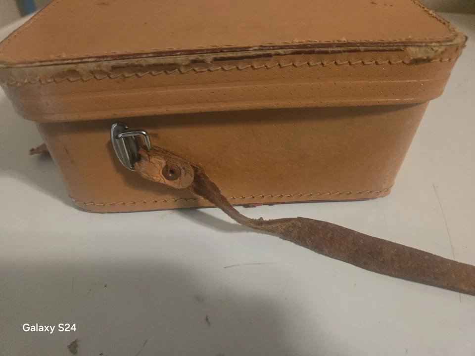 老式双筒望远镜琥珀色涂层光学 #3804 阅读说明 — 第 3/4 张图片