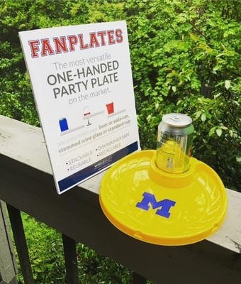Michigan Wolverines  Box of 6 Plastic Party Plates