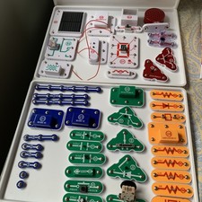 Lot 44 pieces of Elenco Electronic Snap Circuits