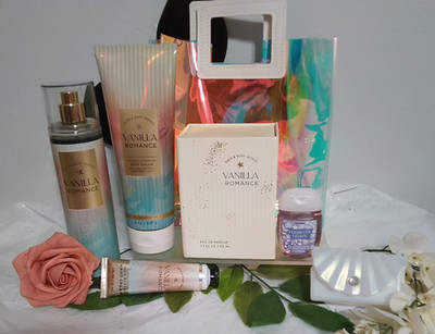 Bath and Body Works VANILLA ROMANCE eau de parfum 1.7 oz, Body mist, cream & poc