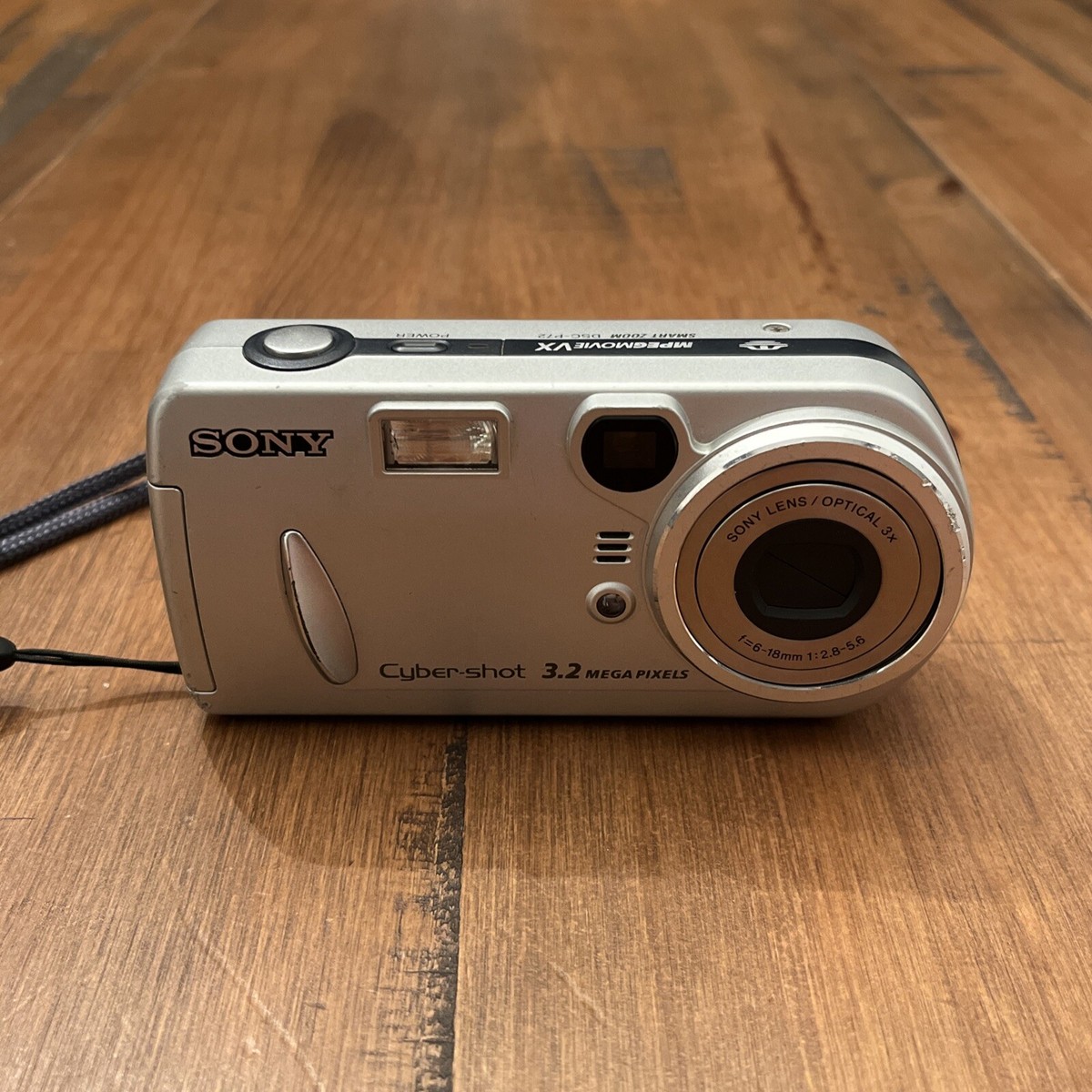 Sony Cyber-Shot DSC-P72 1.5