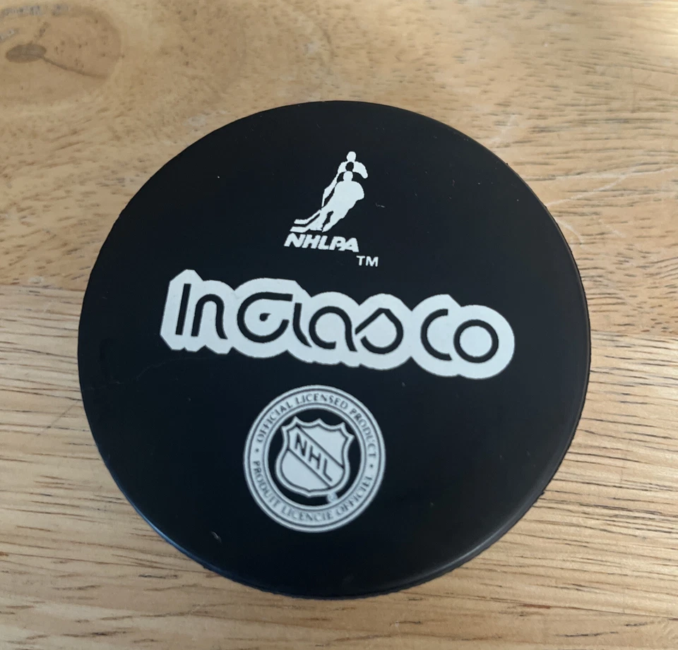 Mark Messier New York Rangers NHL 1996 Photo Puck InGlasco - Image 2 of 2