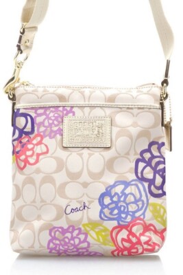 コーチ　COACH ボール NWT Coach Daisey Applique Signature Swingpack Crossbody