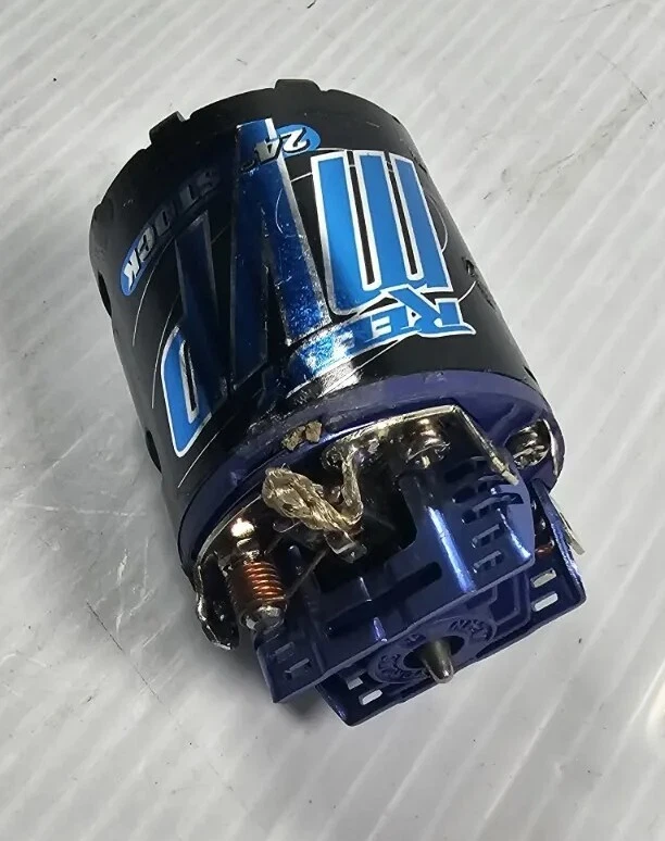 Coche de radiocontrol Reedy RARO MOTOR CEPILLADO VINTAGE - Reedy MVP 24° Stock Epic Foto 2 de 4