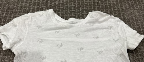 T-shirt manica corta bianca Victoria's Secret LOGO ROSA usata in ottime condizioni, piccola - Foto 2 di 2