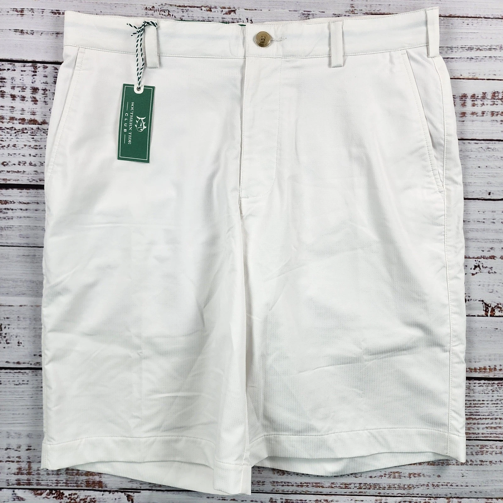 NWT Southern Tide Club Performance Shorts Mens 33 Classic White Golf Stretch
Opens in a new window o