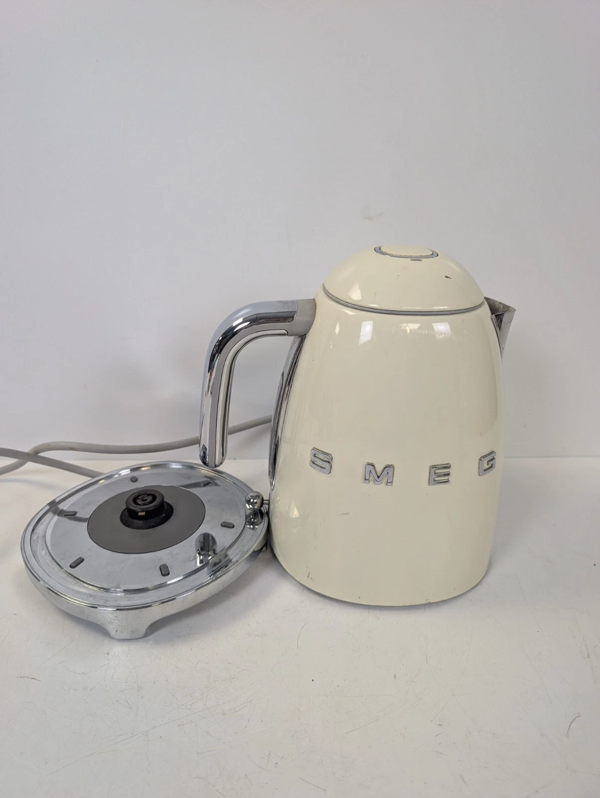 Smeg KLF03CRUK 3000W 1.7L Retro Style Jug Kettle Cream SPARES AND REPAIRS